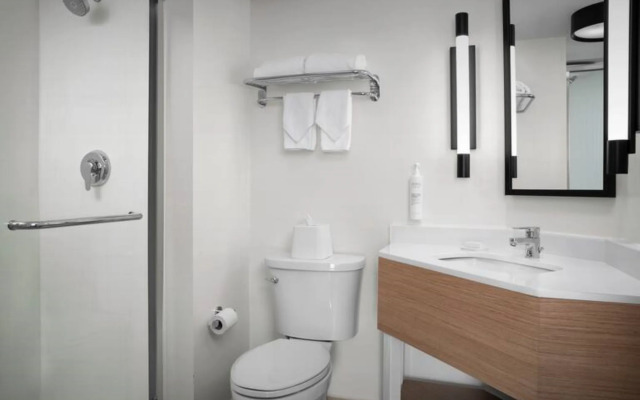 Spark by Hilton Tampa Brandon