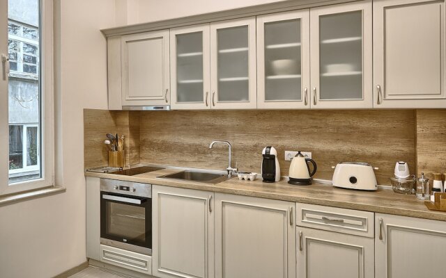 Baratero City II Apartment