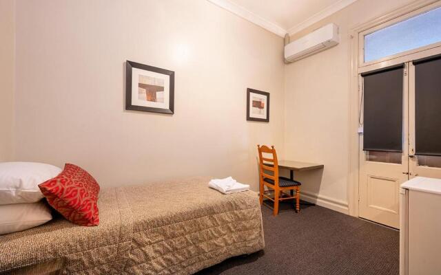 Commercial Travellers House