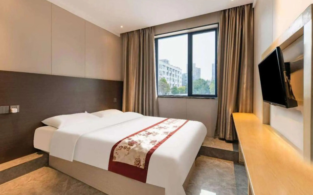 Liufeng Express Hotel