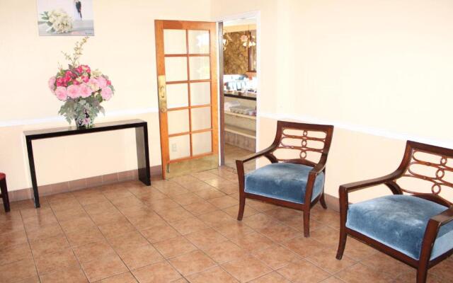 Clarion Hotel Bakersfield North