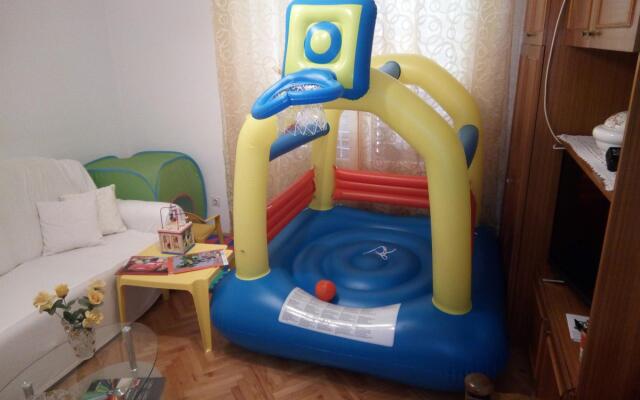 Domed - Close to the sea & Comfortable - A1