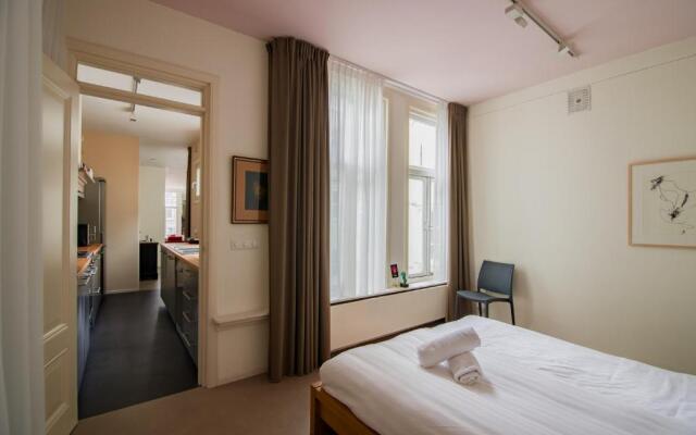 Canal View Apartment - Jordaan