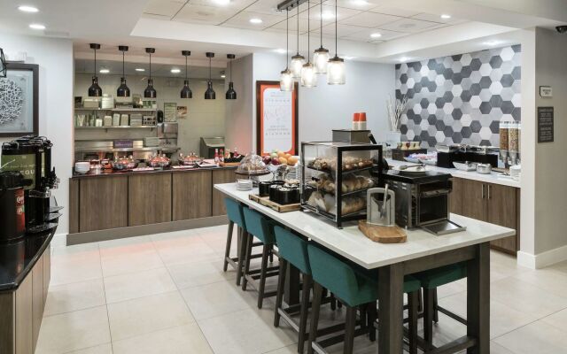 Hilton Garden Inn DFW North Grapevine