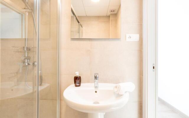 Urbe10 Atarazanas 2 Bedrooms Apartment