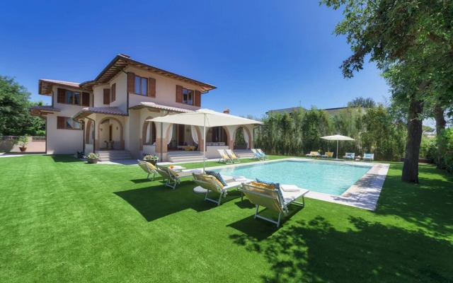 Villa Arcadia 12 in Marina di Pietrasanta