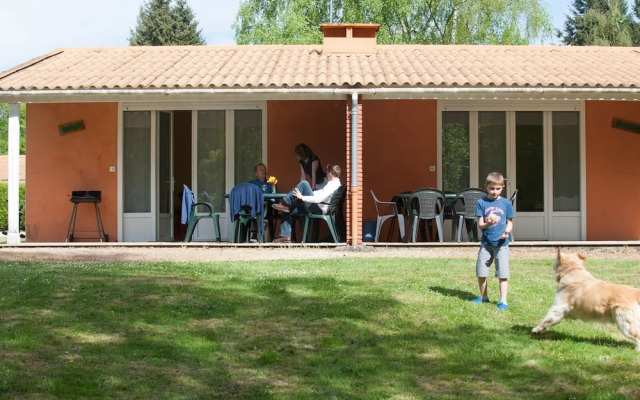 Gite Located in Lush Greenery