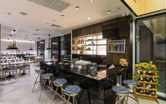 Sea Me Spring Tree Hotel - Adults only