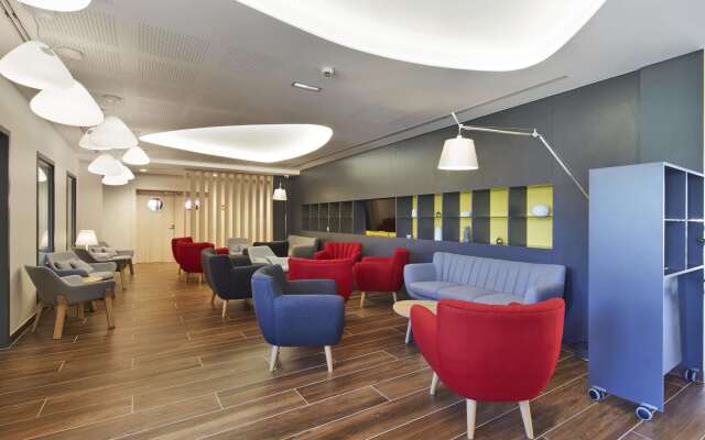 Kyriad Prestige Pau - Zenith - Palais Des Sports