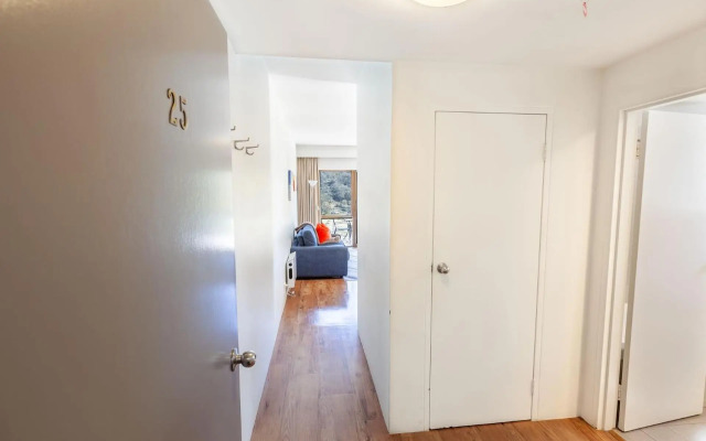 Lantern 1 Bedroom Balcony with Village and Mountain View