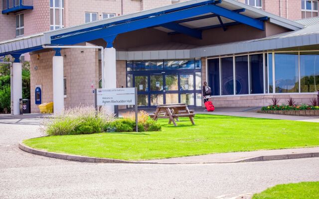 Agnes Blackadder Hall Campus Accommodation