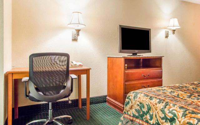 Rodeway Inn Mount Laurel Hwy 73