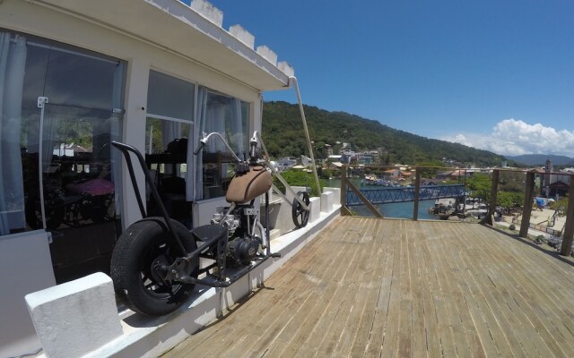 Hostel Farol da Barra