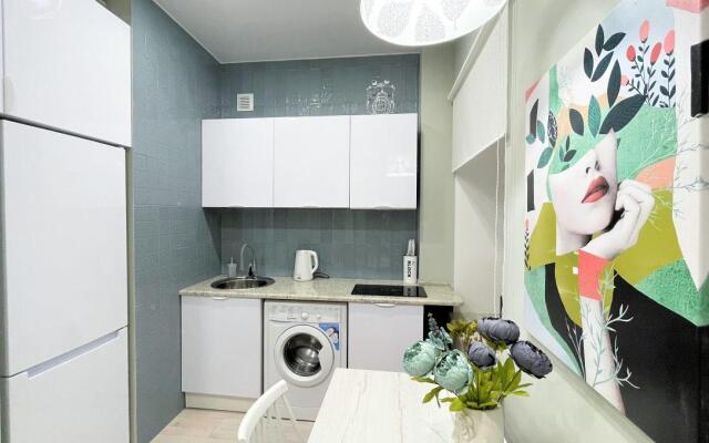 СуткиСпб на Литейном проспекте 49