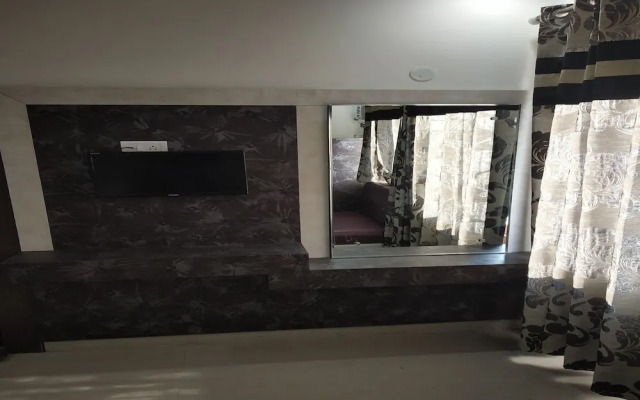 Oyo 24940 Mahadev Inn