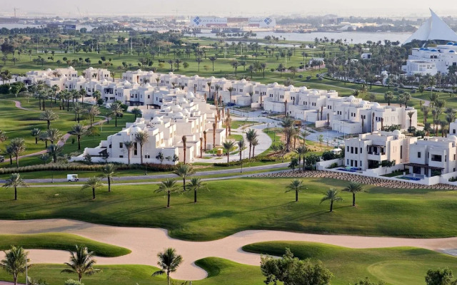 Pullman Dubai Creek City Centre Hotel & Residences