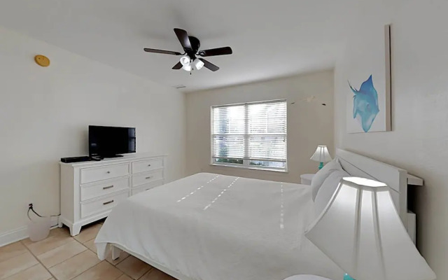 Banana Bay Townhome #6041