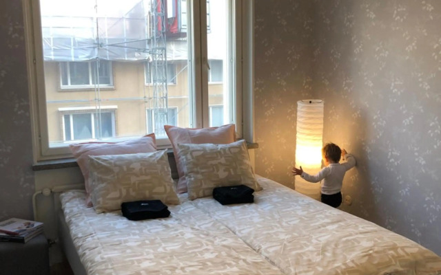 Perheasunto keskustassa