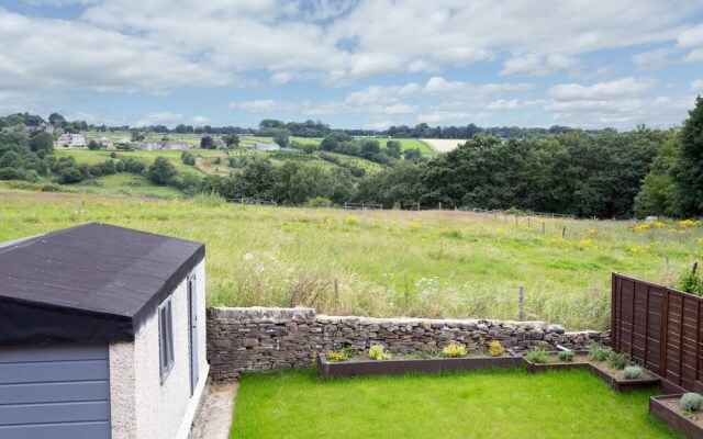 Storthes Hall Lodge