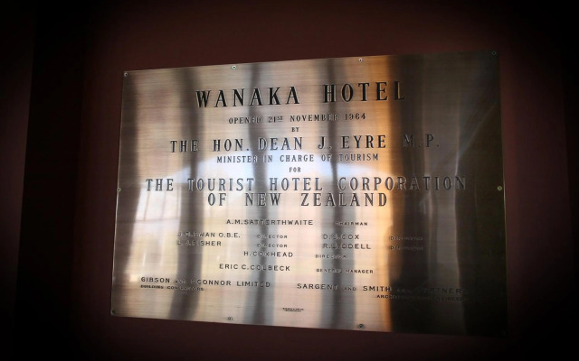 Wanaka Hotel