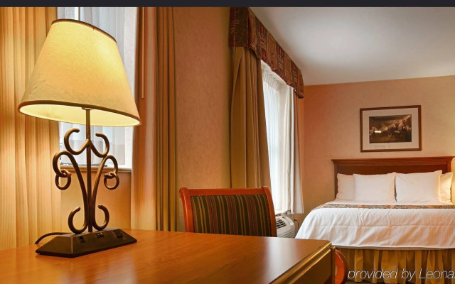 West End Washington DC, Tapestry Collection by Hilton