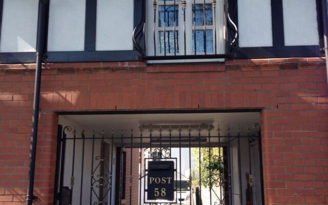 Elgano Hotel