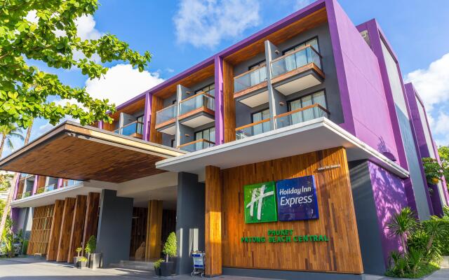 Holiday Inn Express Phuket Patong Beach Central, an IHG Hotel