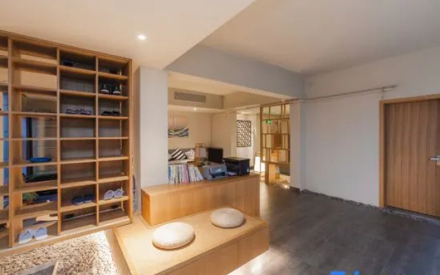 Shanzhige Light Luxury Holiday Hotel (Yangshuo West Street)