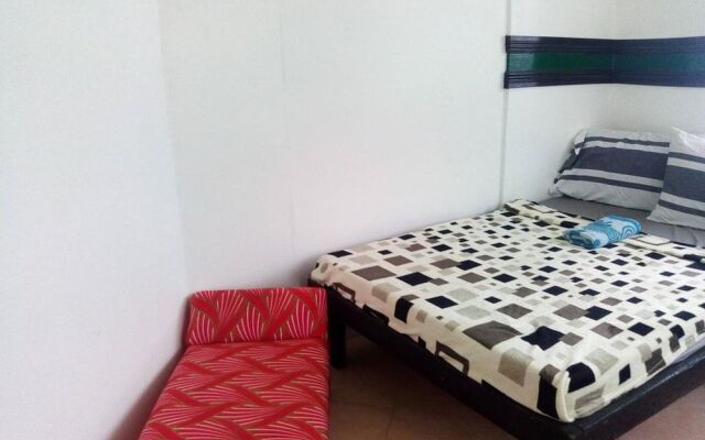 New Siargao Manor Hotel - Hostel