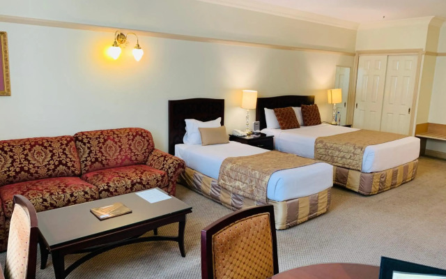 Royal Albert Hotel