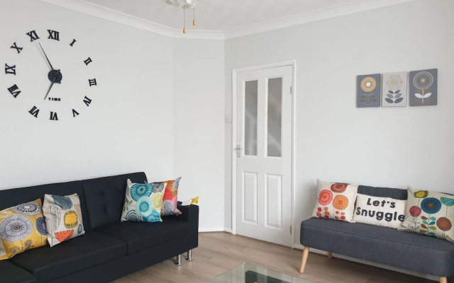 Remarkable 3-bed House in Ipswich