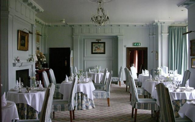 Llangoed Hall