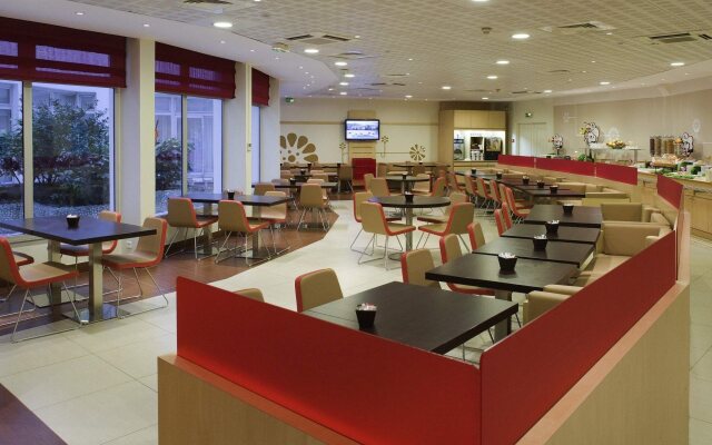 Отель Ibis Paris Montmartre Sacré-Coeur