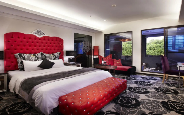 Golden Hotspring Hotel