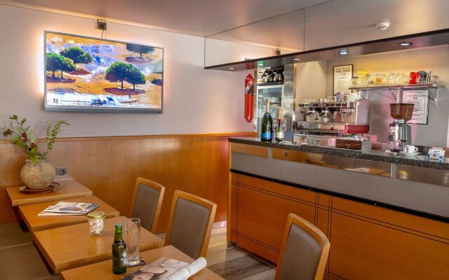 The Originals City, Hôtel Galaxie, Nice Aéroport