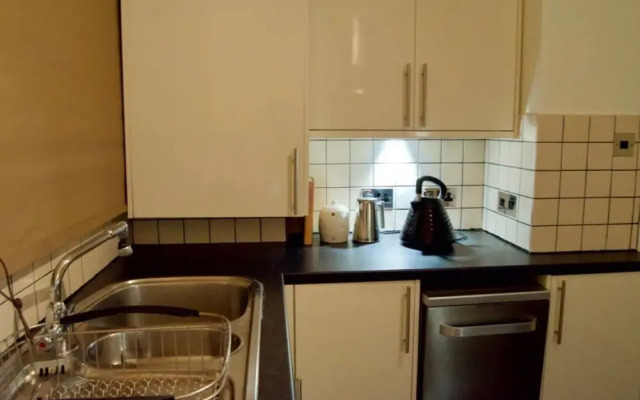 1 Bedroom Flat Close to Clapham Junction