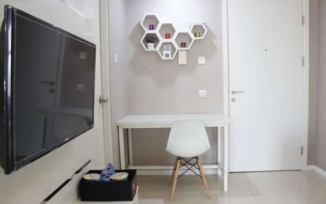 Luxurious 1BR Apartment @ Parahyangan Residence