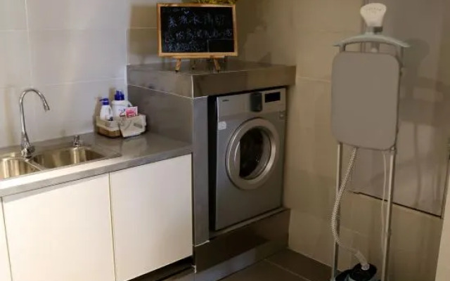 Homeinn Selected Hotel (Suining Central Avenue Wenxue North Road)