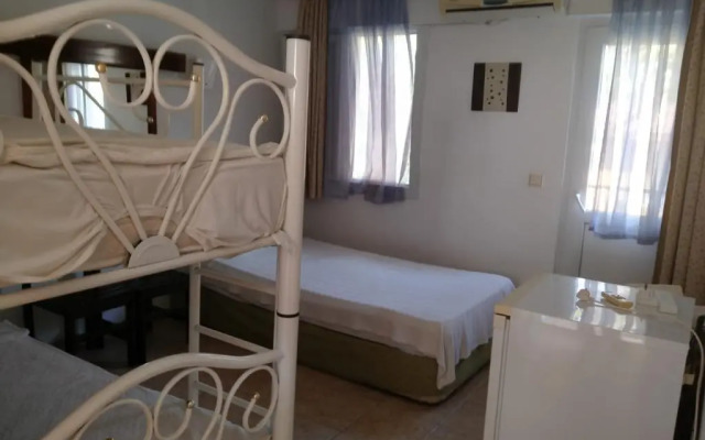 RED Hotel