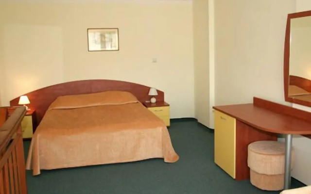 Hotel Grand