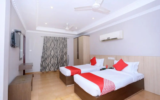 OYO 23116 Gino Tourist Home