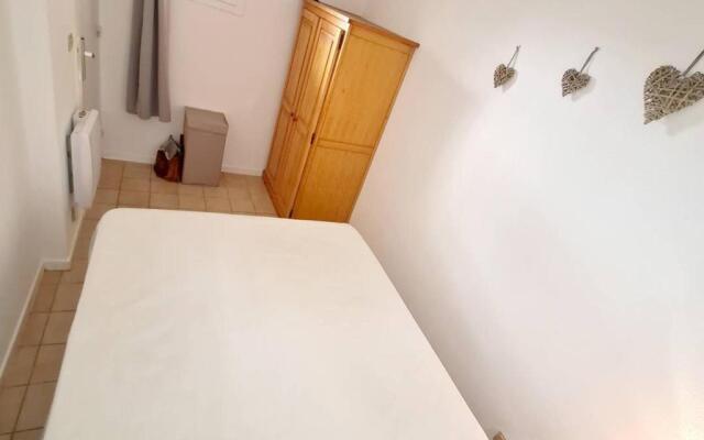 Appartement Six-Fours-les-Plages, 2 pièces, 4 personnes - FR-1-316-21