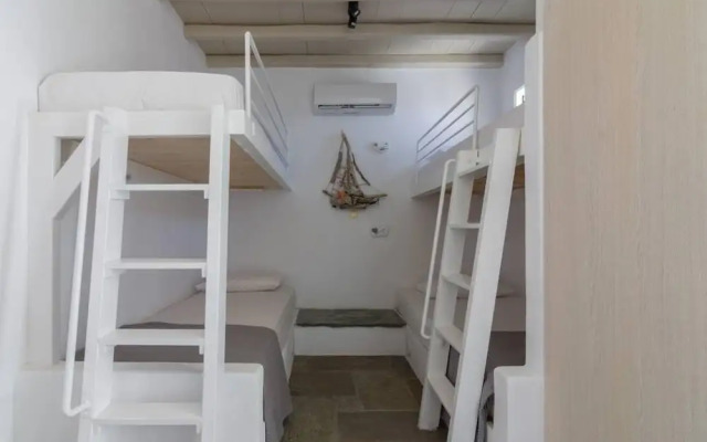 Iakovos Summer House