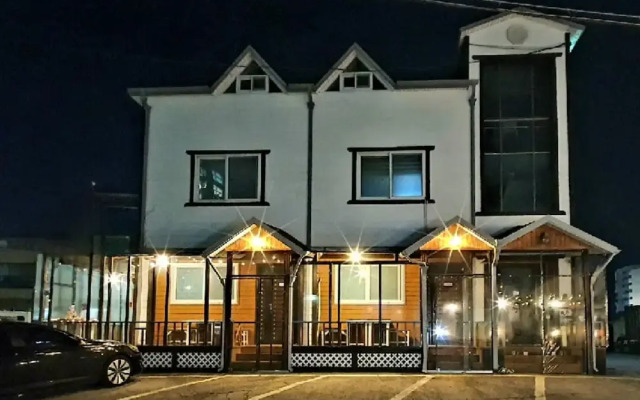 hotelImage