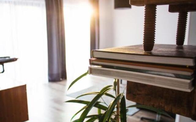 The Townhouse Apartment