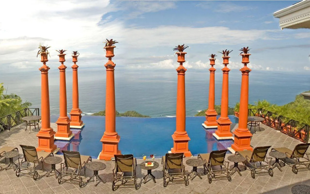 Zephyr Palace Luxury Hotel