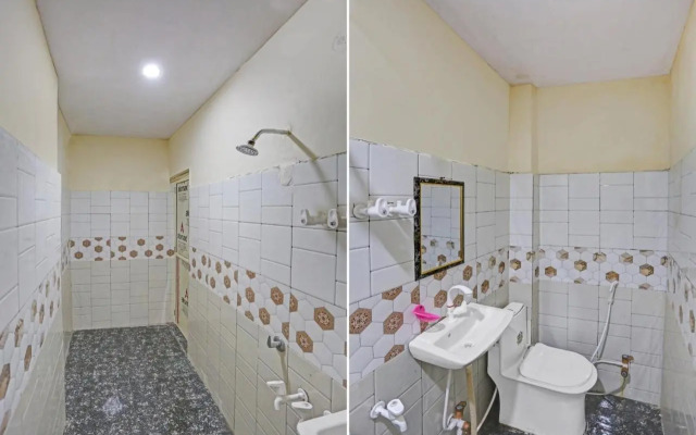 OYO Flagship 70297 Royal Palace Guest House