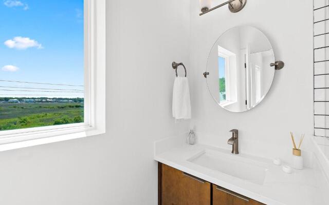 200 Riberia - Downtown Waterfront Luxury Home