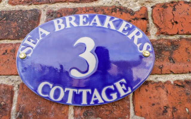 Sea Breakers Cottage