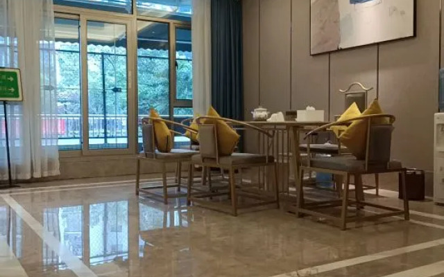 Kyriad Marvelous Hotel (Hezhou Wanda Plaza)